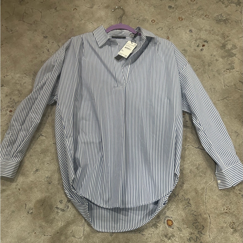 T Tahari Blue Casual Oversized Shirt